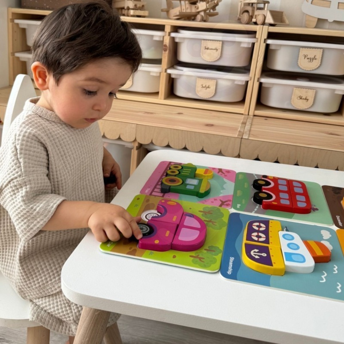 Koka puzlese komplekt sõidukid montessori