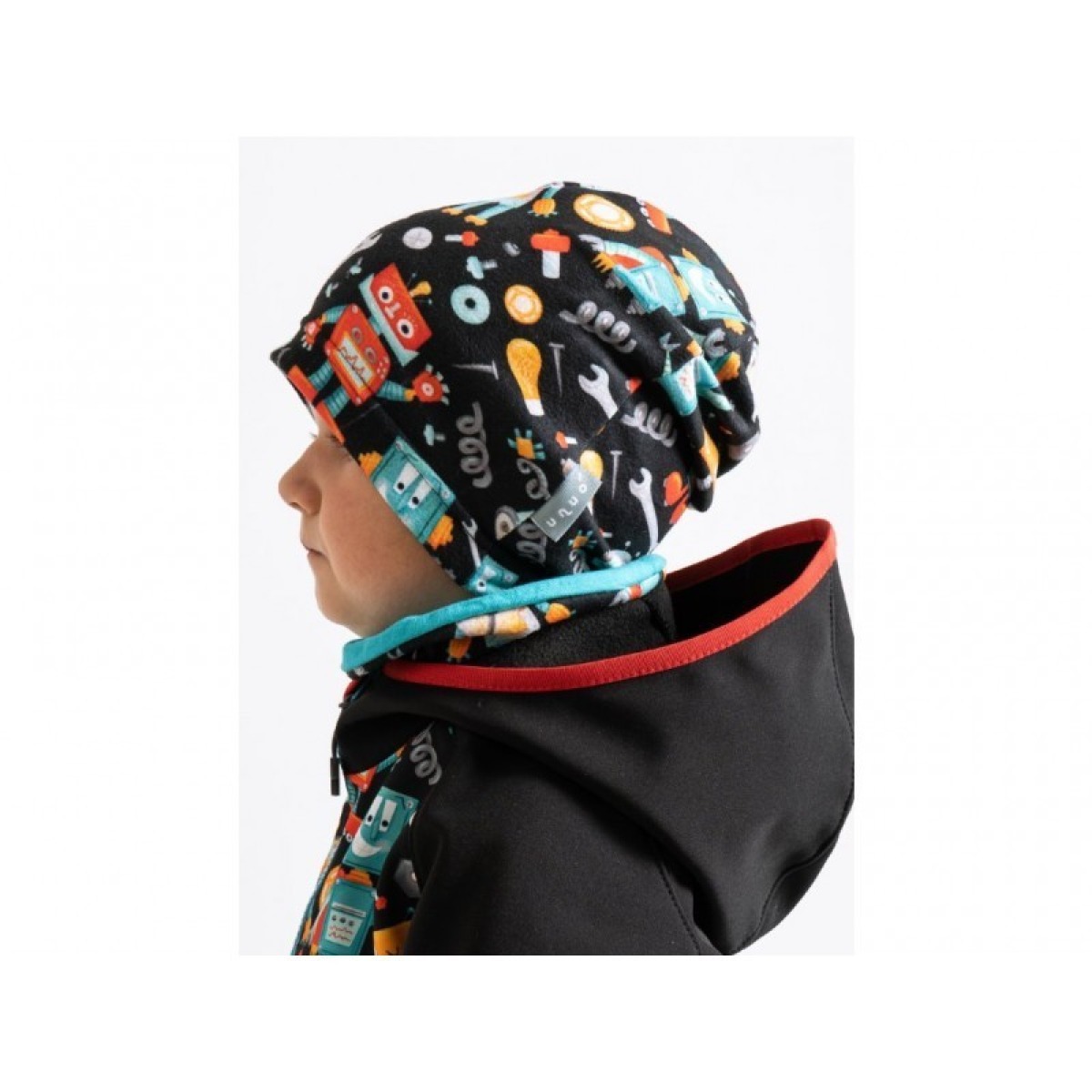 Flīsa cepure ar robotiem