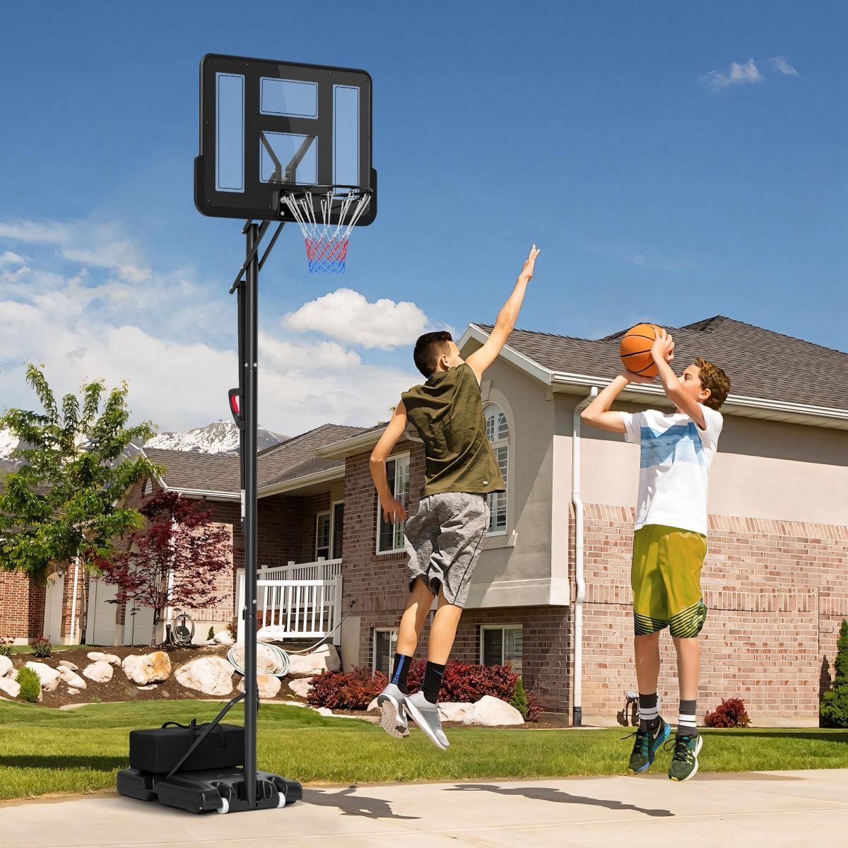 Regulējama augstuma basketbola grozs ar riteņiem