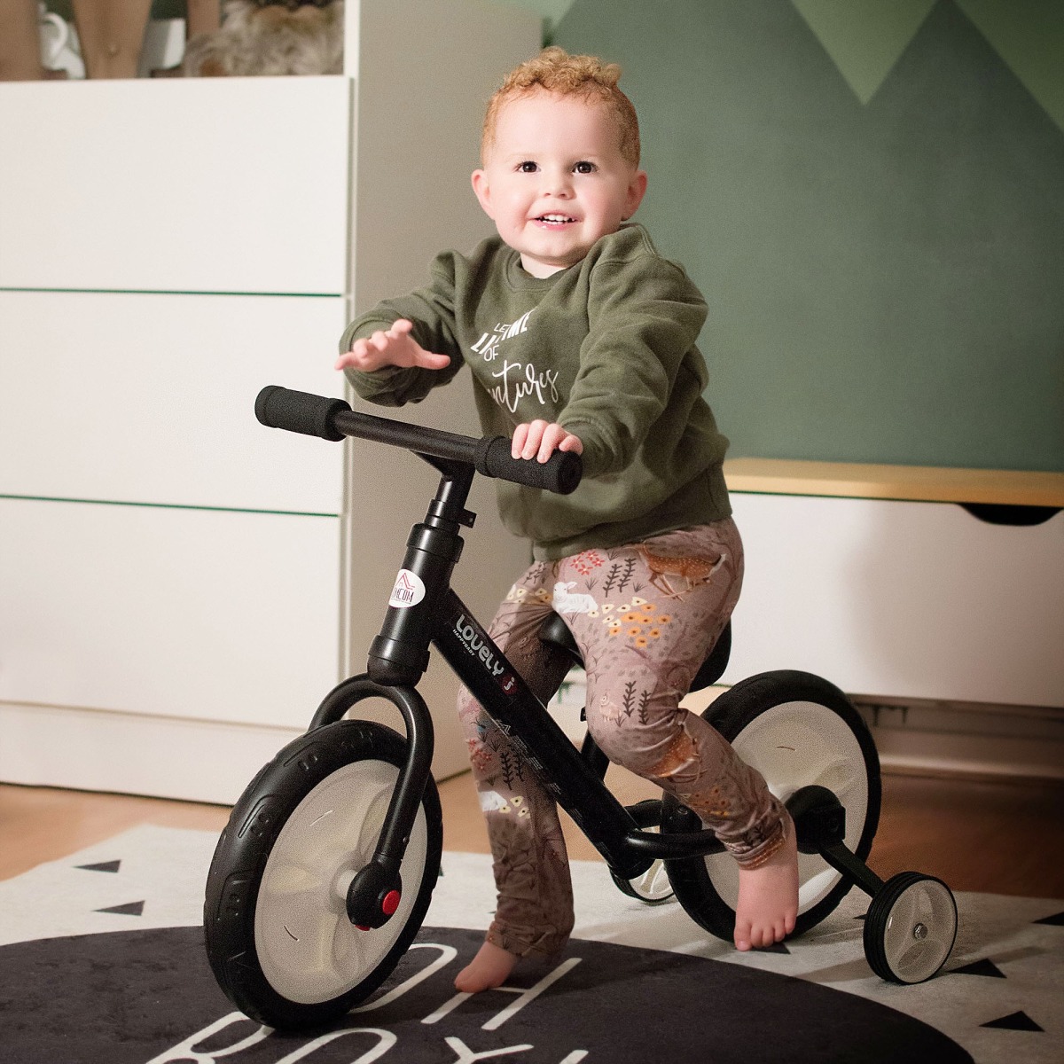 Melns bērnu līdzsvara velosipēds 4-in-1 ar apmācības riteņiem un pedāļiem