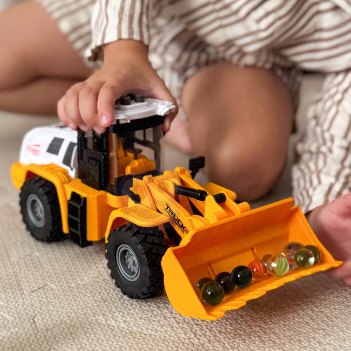Ekskavaatorilaadur ehitus 1:16 Valgus- ja heliefektid