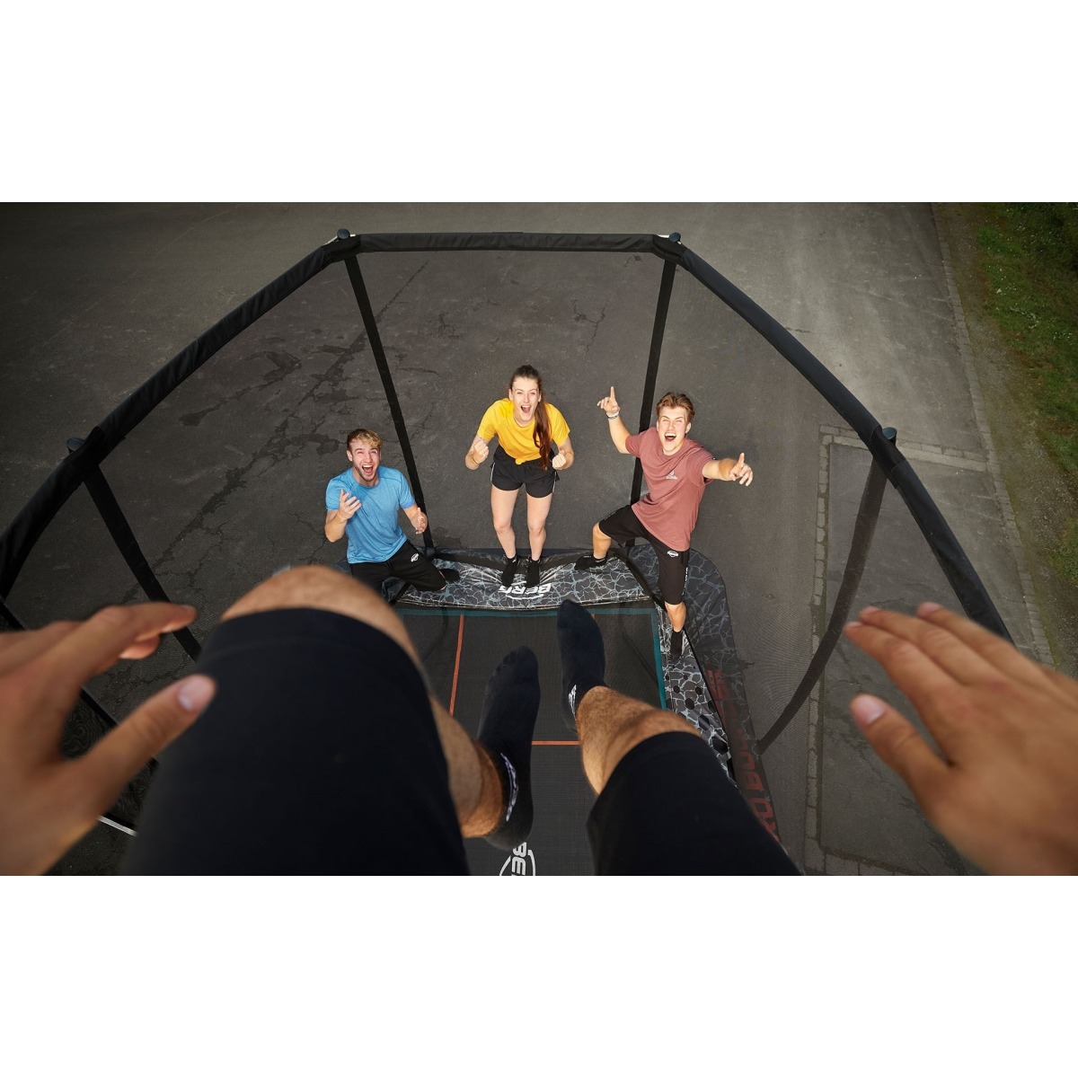 Taisnstūra zemē iebūvējams batuts BERG SPORTS Ultim Pro Bouncer Fla