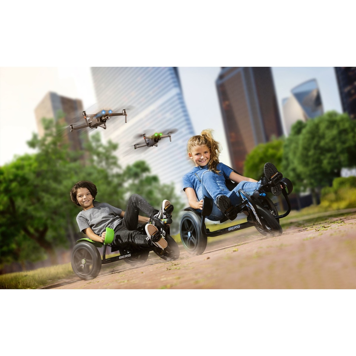 BERG Street-X Venom trīsriteņu kartings, zaļš – 6–12 gadiem