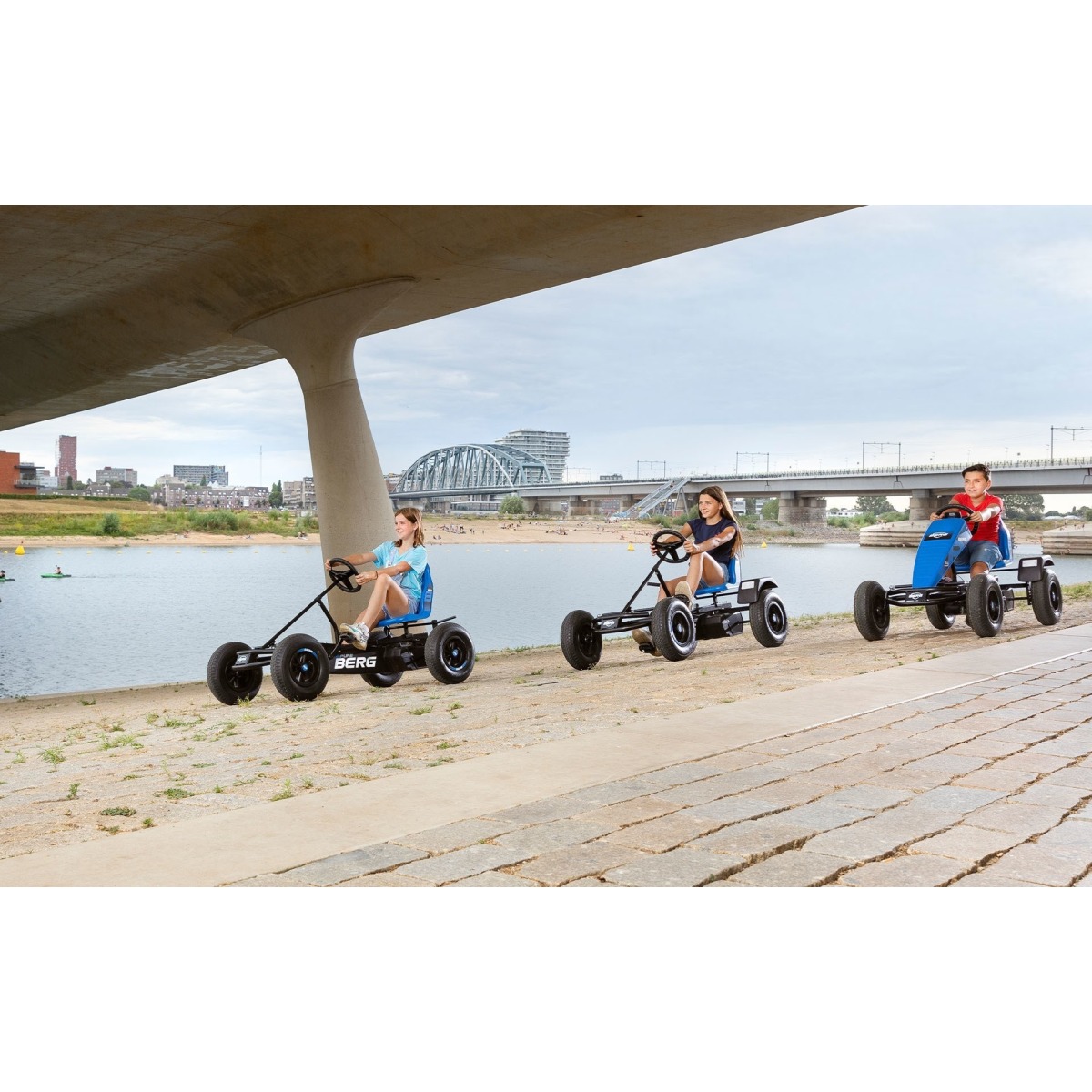 BERG XL B.Rapid Blue BFR pedāļu kartings ar XL rāmi