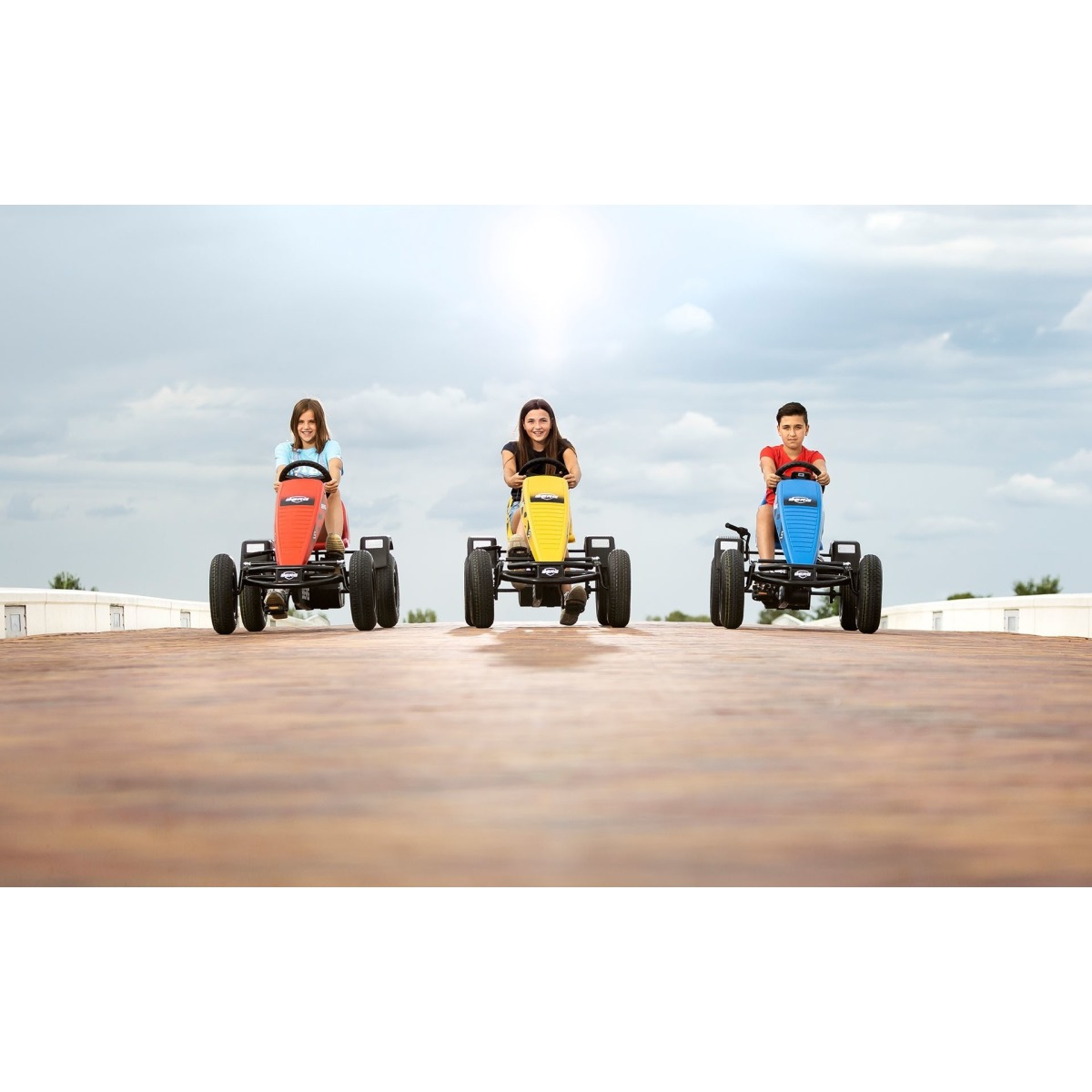 BERG XXL B.Super Red E-BFR, sarkans, XXL rāmis
