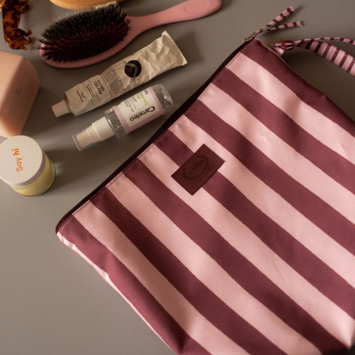 Ūdensnecaurlaidīga kosmētikas soma STRIPES PINK