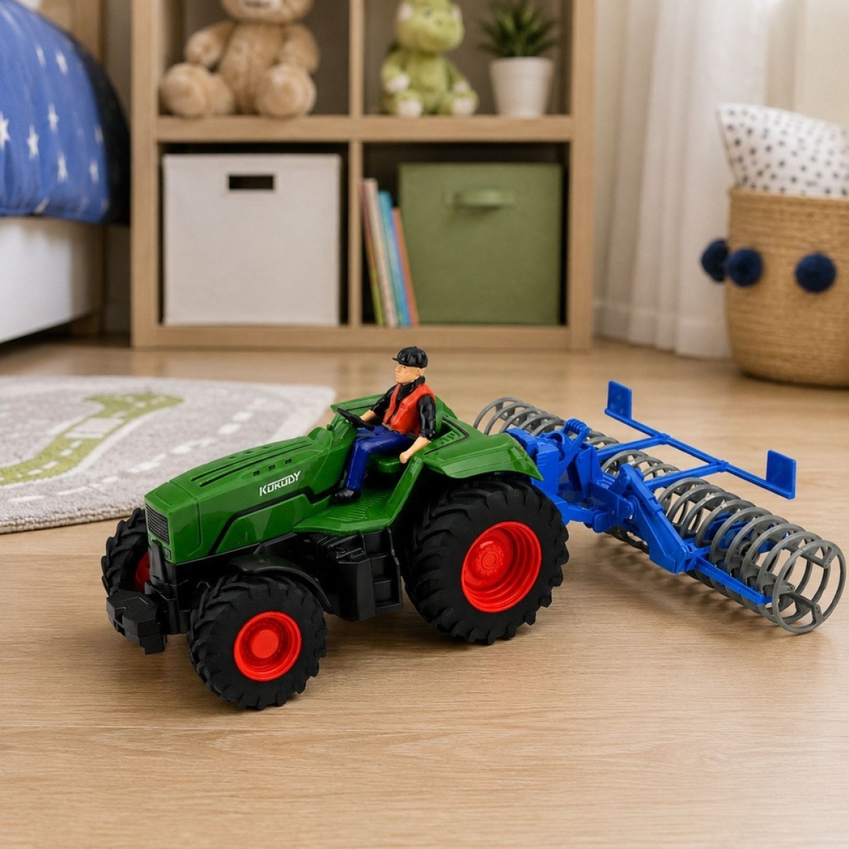 Roheline kaugjuhitav traktor põllurulli ja põllumehega, 1:24