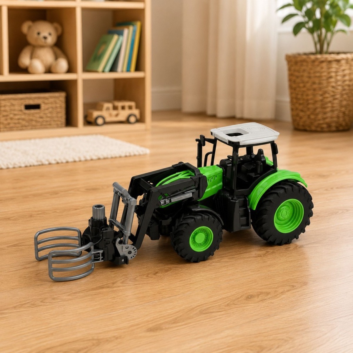 Roheline RC-traktor pallihaaratsi ja LED-tuledega 1:24