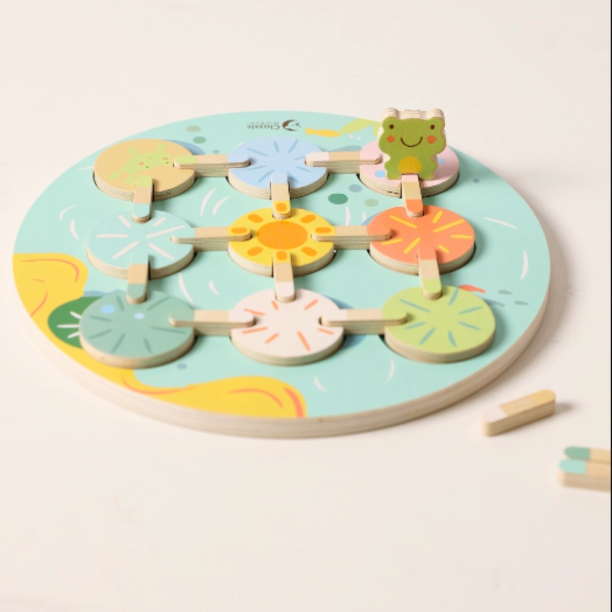 CLASSIC WORLD Lootus Leaf Sensory Game Sobitage kujundid ja 