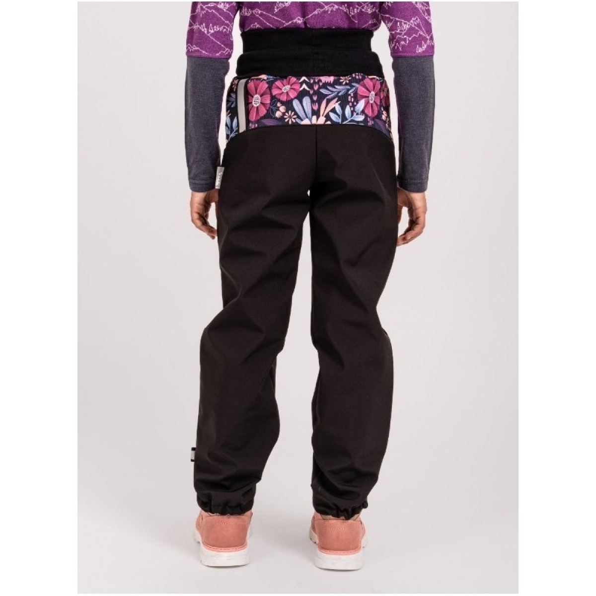 Fliisvoodrā Softshell bikses Basic, melnas/magic flowers
