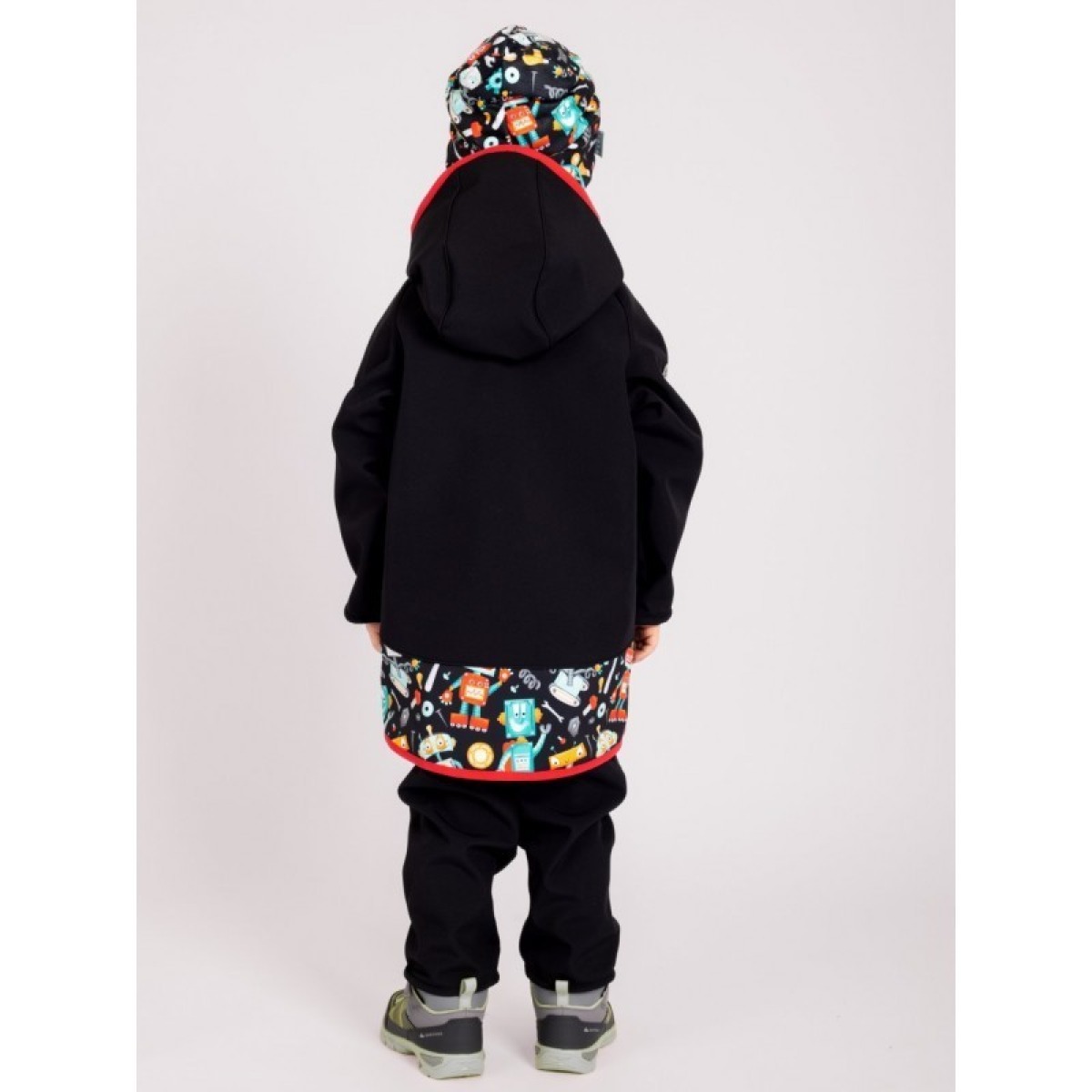 Bērnu softshell jope fliisvoodriga Basic, must/robotid