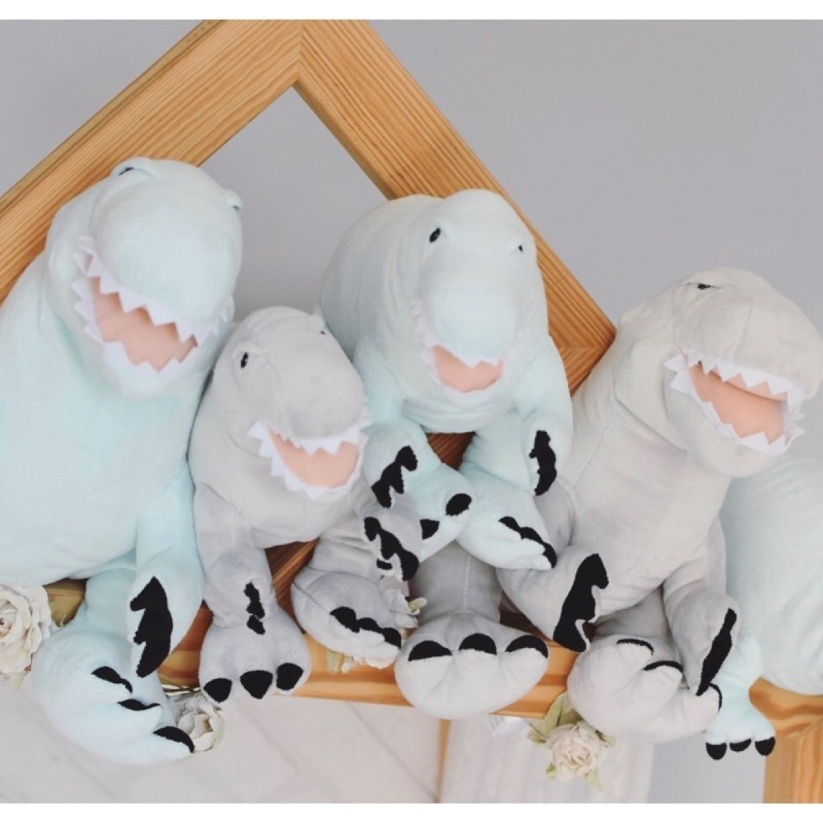 Pehme dinosaurus, hall