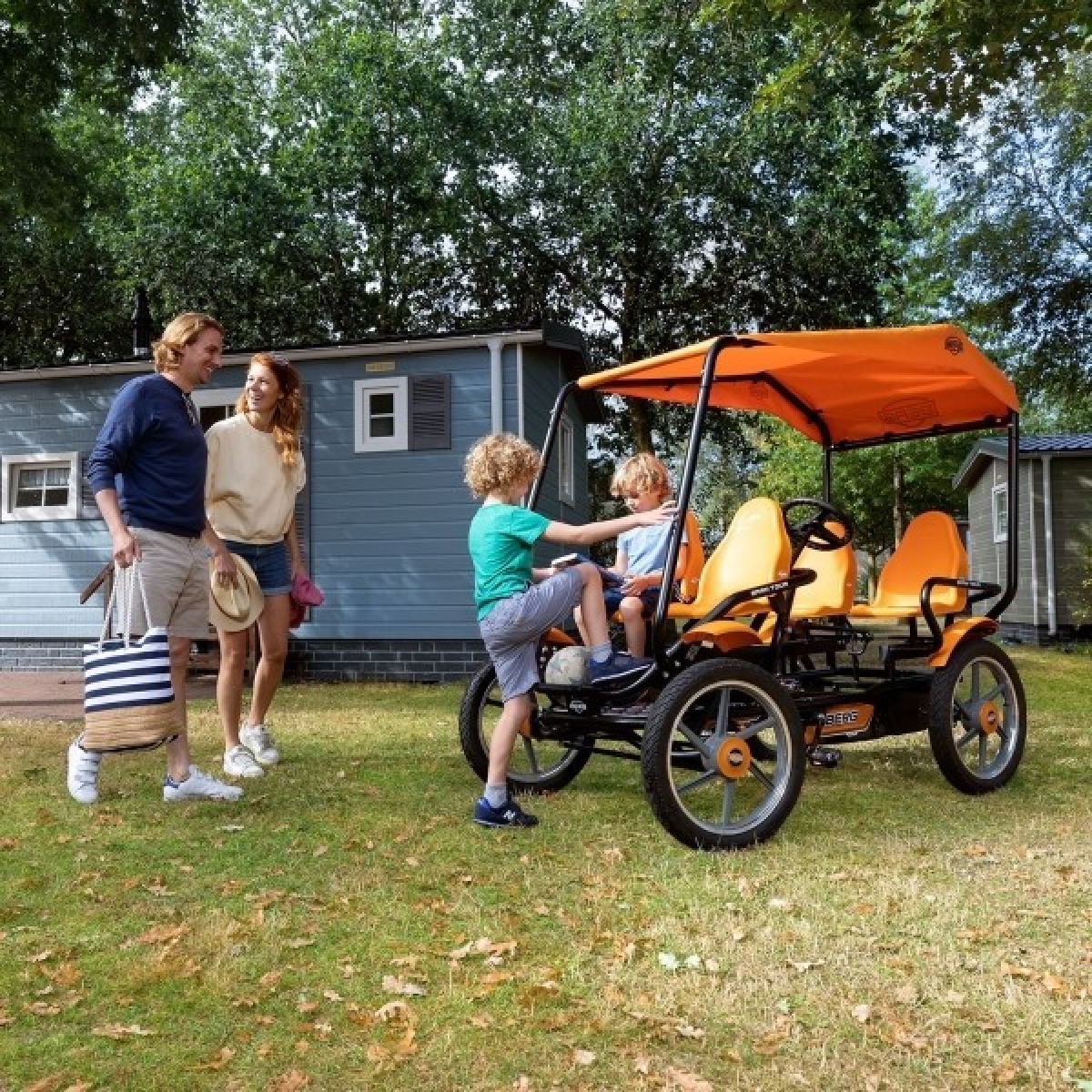 BERG Gran Tour Racer ar 4 sēdvietām