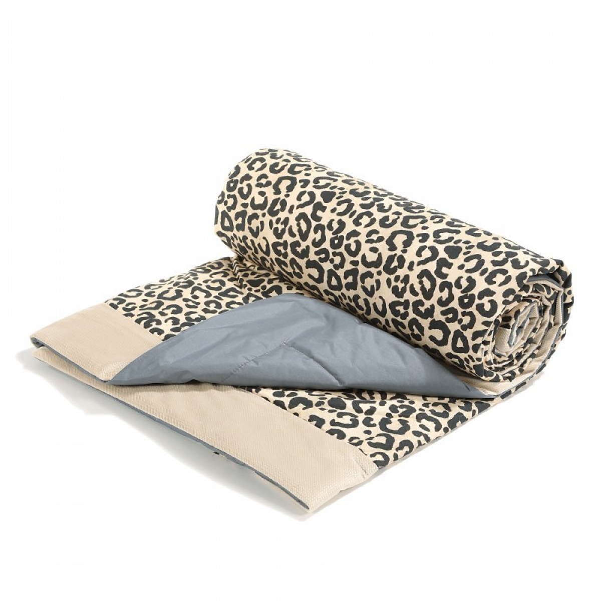 Magdalena Lamparska piknika sega LEOPARD CREAM