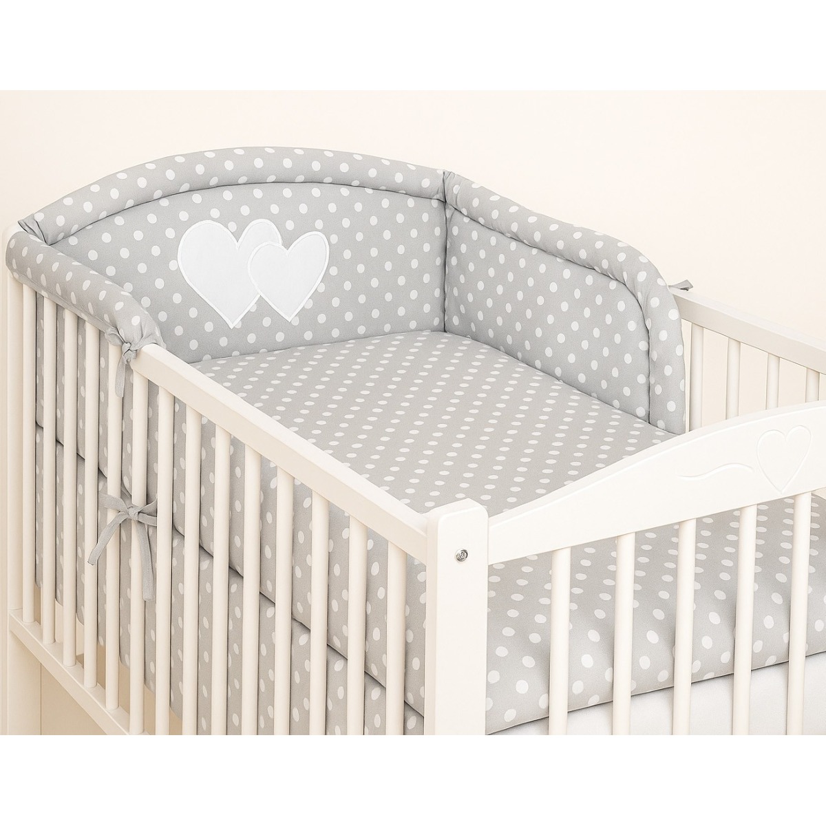 Bobono Hearts apmale bērnu gultiņai – balti punkti uz pelēka fona, 35 x 188 cm