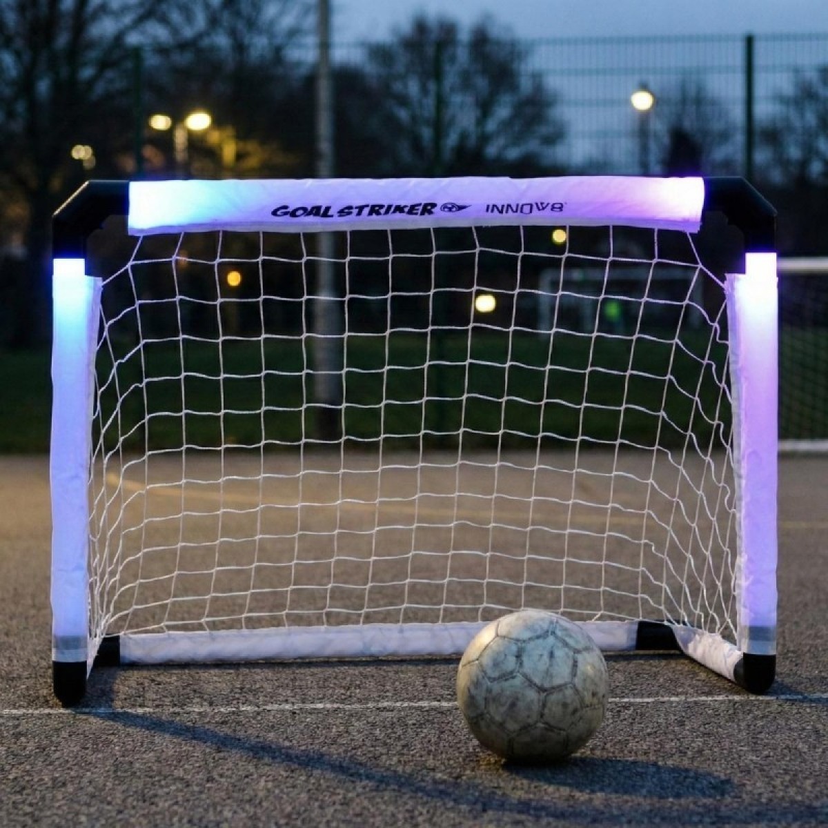 Spilgts RGB futbola vārts 78X50X55CM