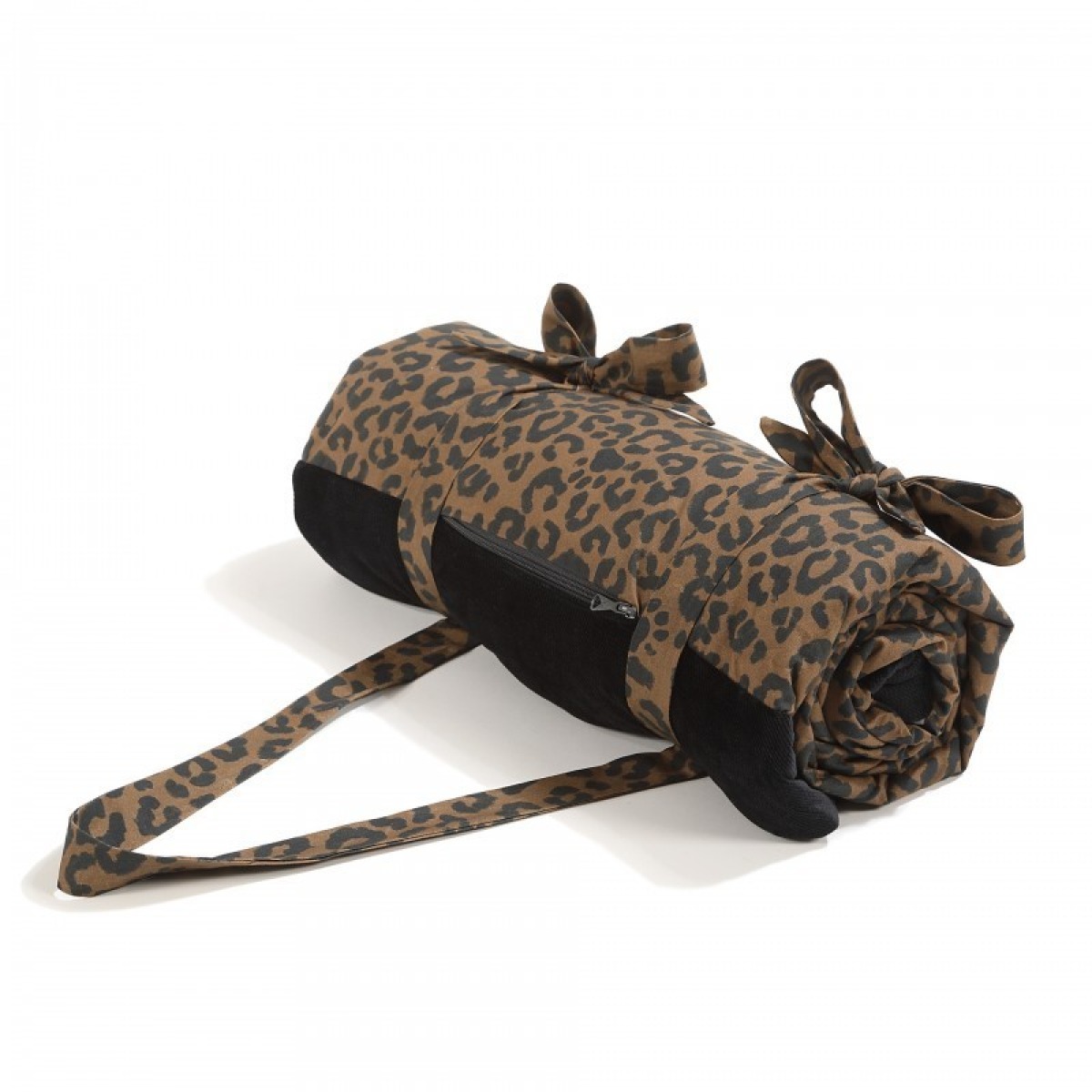 Magdalena Lamparskas piknika sega LEOPARD CHOCO